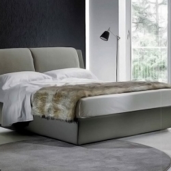 Letto matrimoniale rivestito